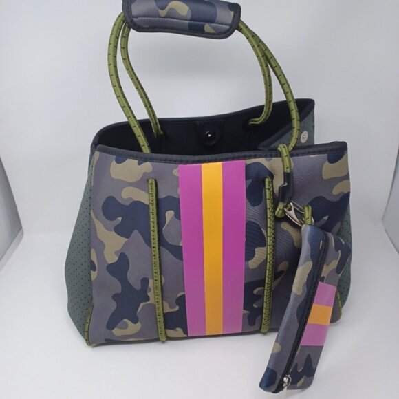 Camo Print Versatile Tote Bag | NWT | Large Size | Bold Pink and Orange Detail - Picture 5 of 9